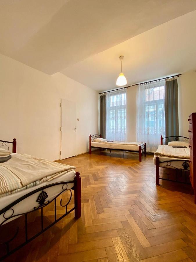 Spacious Cozy Apartments In Centre Prague Extérieur photo