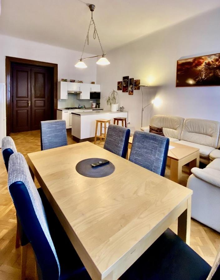 Spacious Cozy Apartments In Centre Prague Extérieur photo