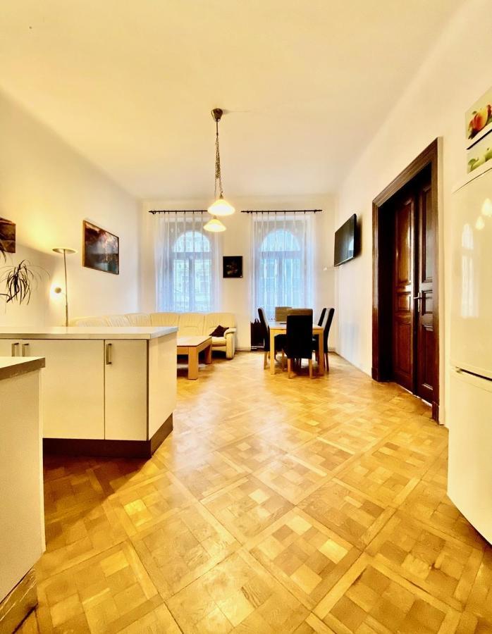 Spacious Cozy Apartments In Centre Prague Extérieur photo