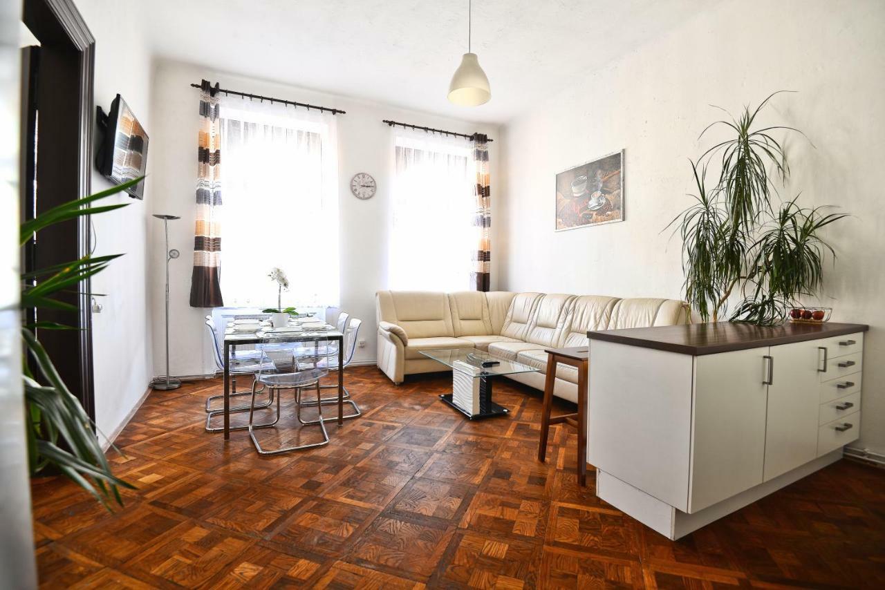 Spacious Cozy Apartments In Centre Prague Extérieur photo