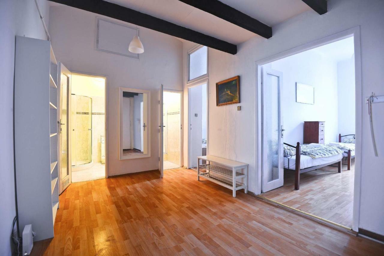 Spacious Cozy Apartments In Centre Prague Extérieur photo